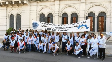 AMET Entre Ríos integró la contundente marcha docente por aumento salarial